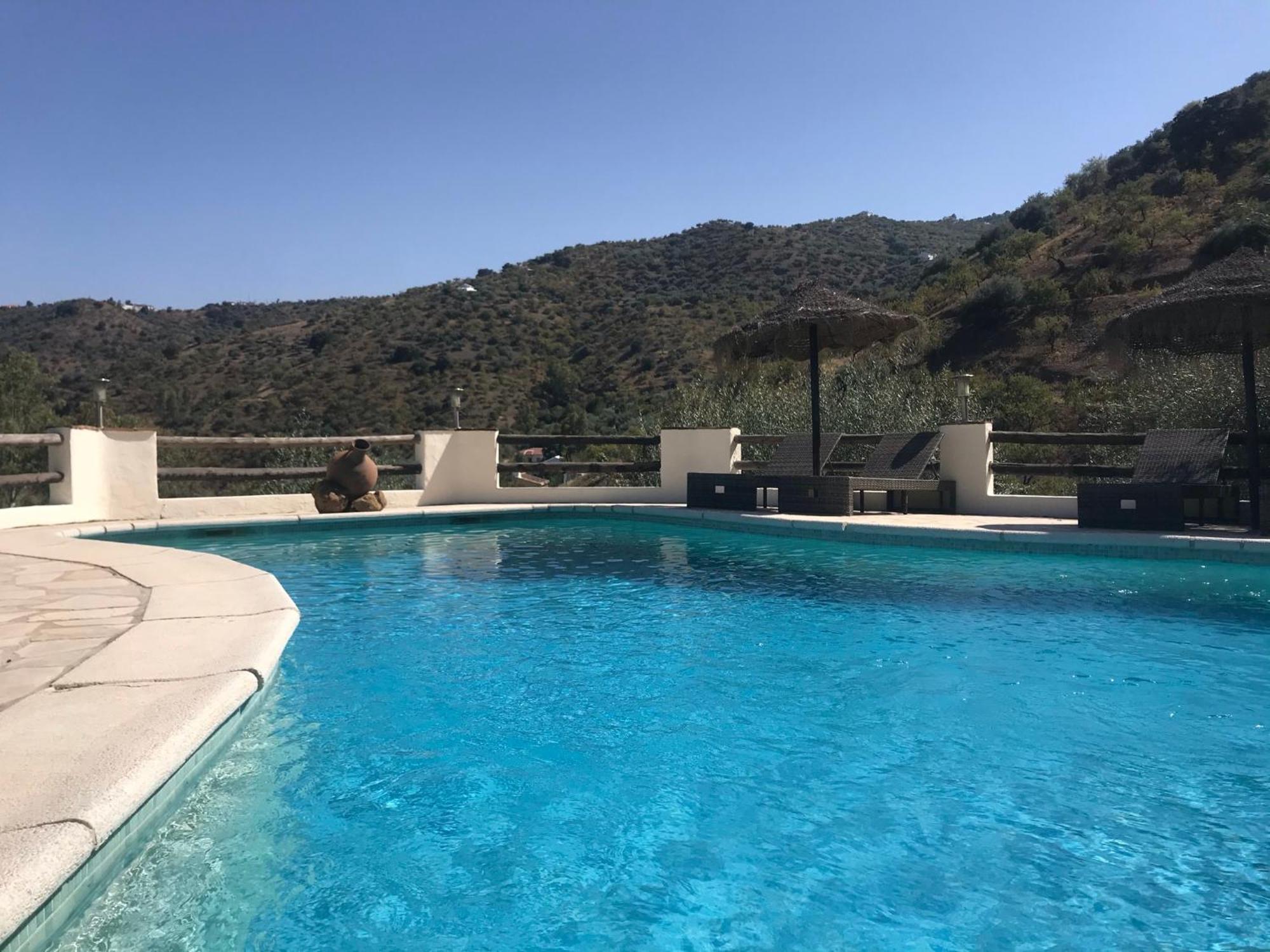 Villa Cortijo Cuscurro Ríogordo Exterior foto